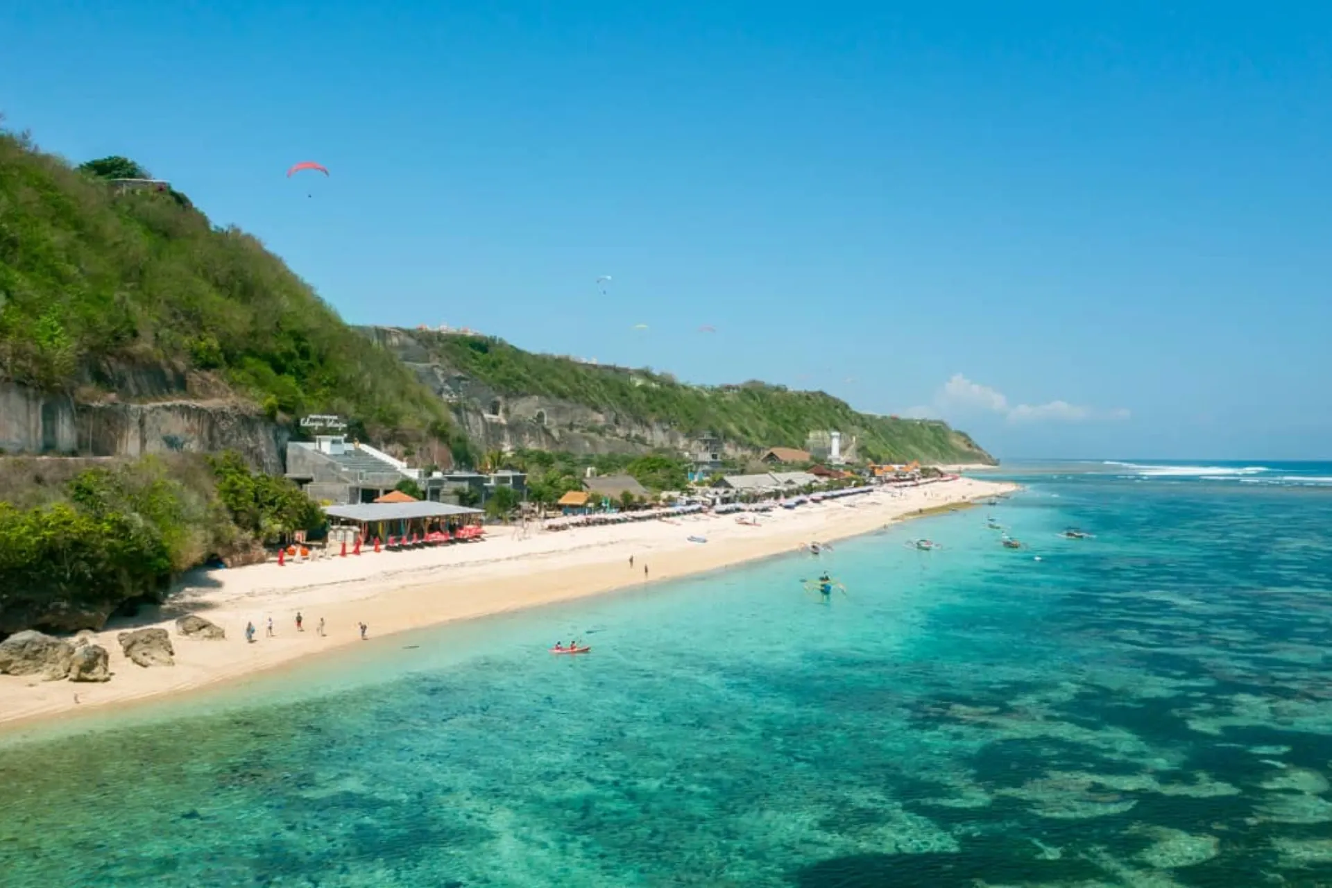 Private driver tour to Pandawa Beach Bali