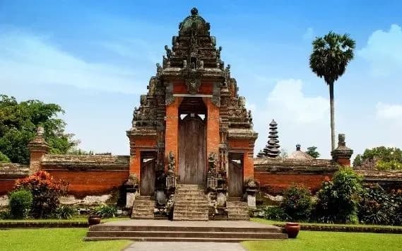 Private driver tour to Tampak Siring Bali