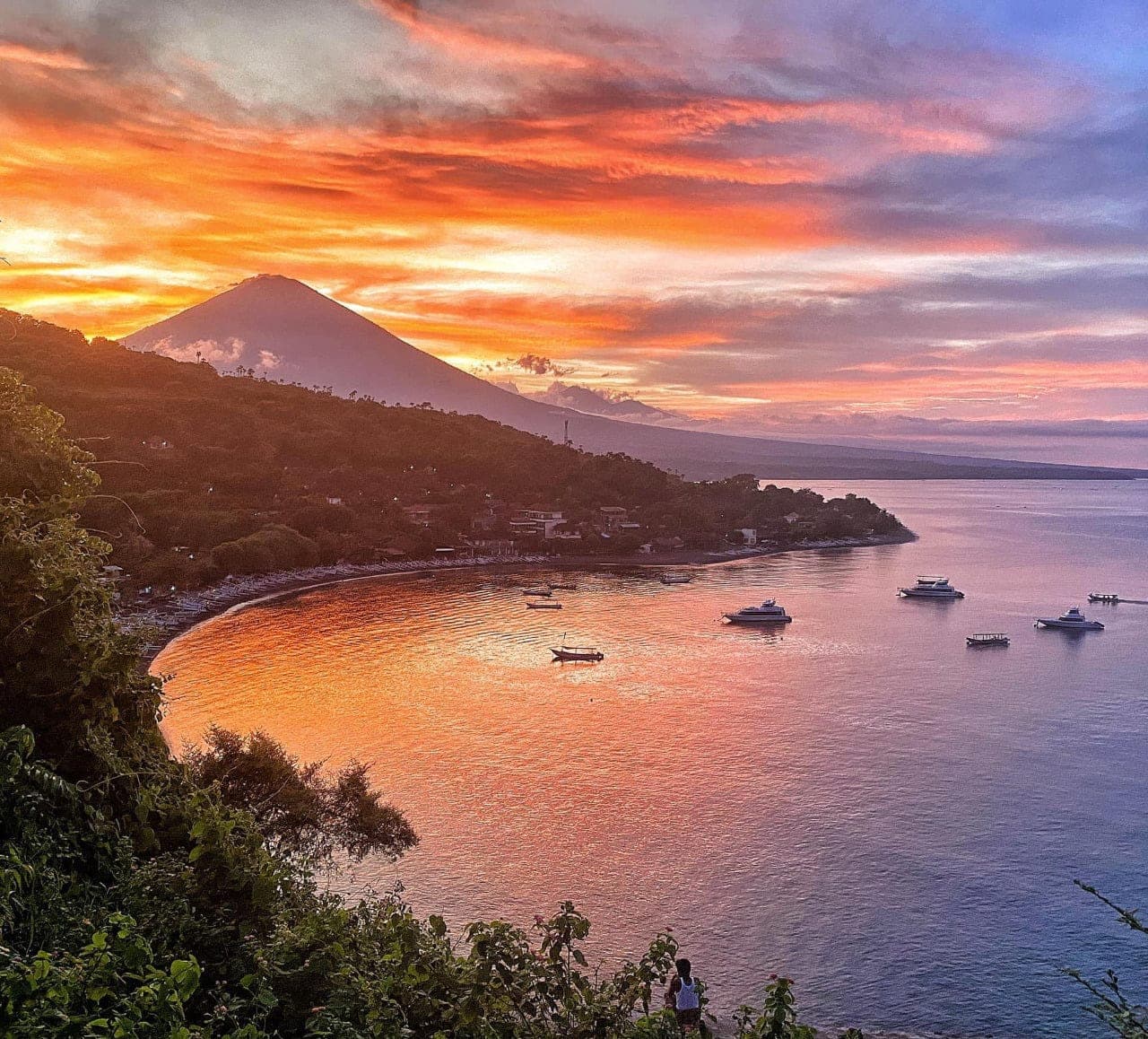 Private driver tour to Amed & Tulamben Bali